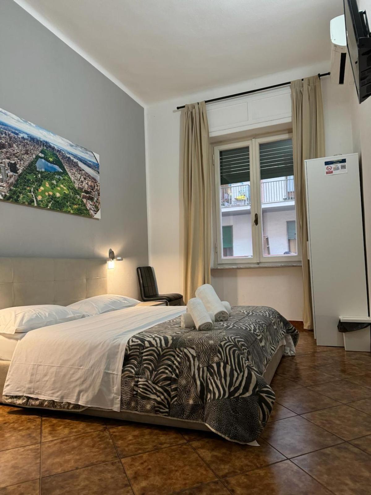 Crown Guest House Pisa Exterior photo